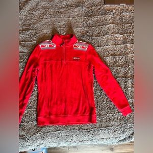 Vineyard vines size XXS. Red Christmas pullover.